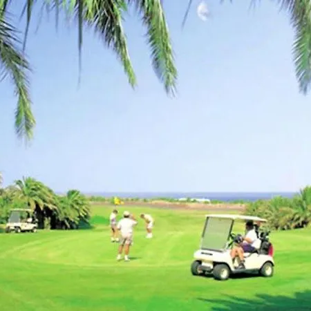 Rosa Costa Teguise
