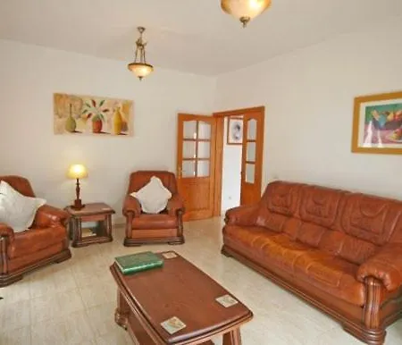 Rosa Costa Teguise